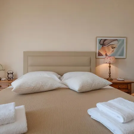 Idis Luxury Апартаменты