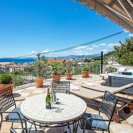 Apartman Idis Luxury